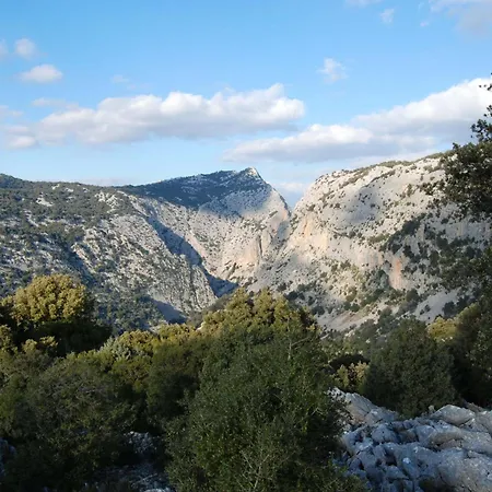 Ξενοδοχείο Gorropu 3*