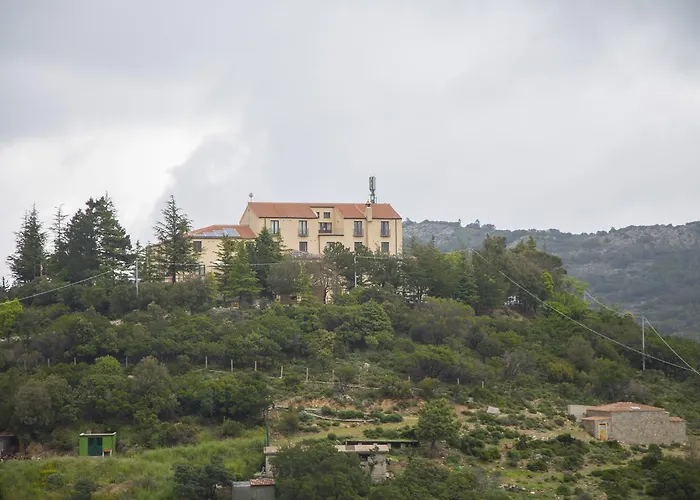 Gorropu 酒店 Urzulei